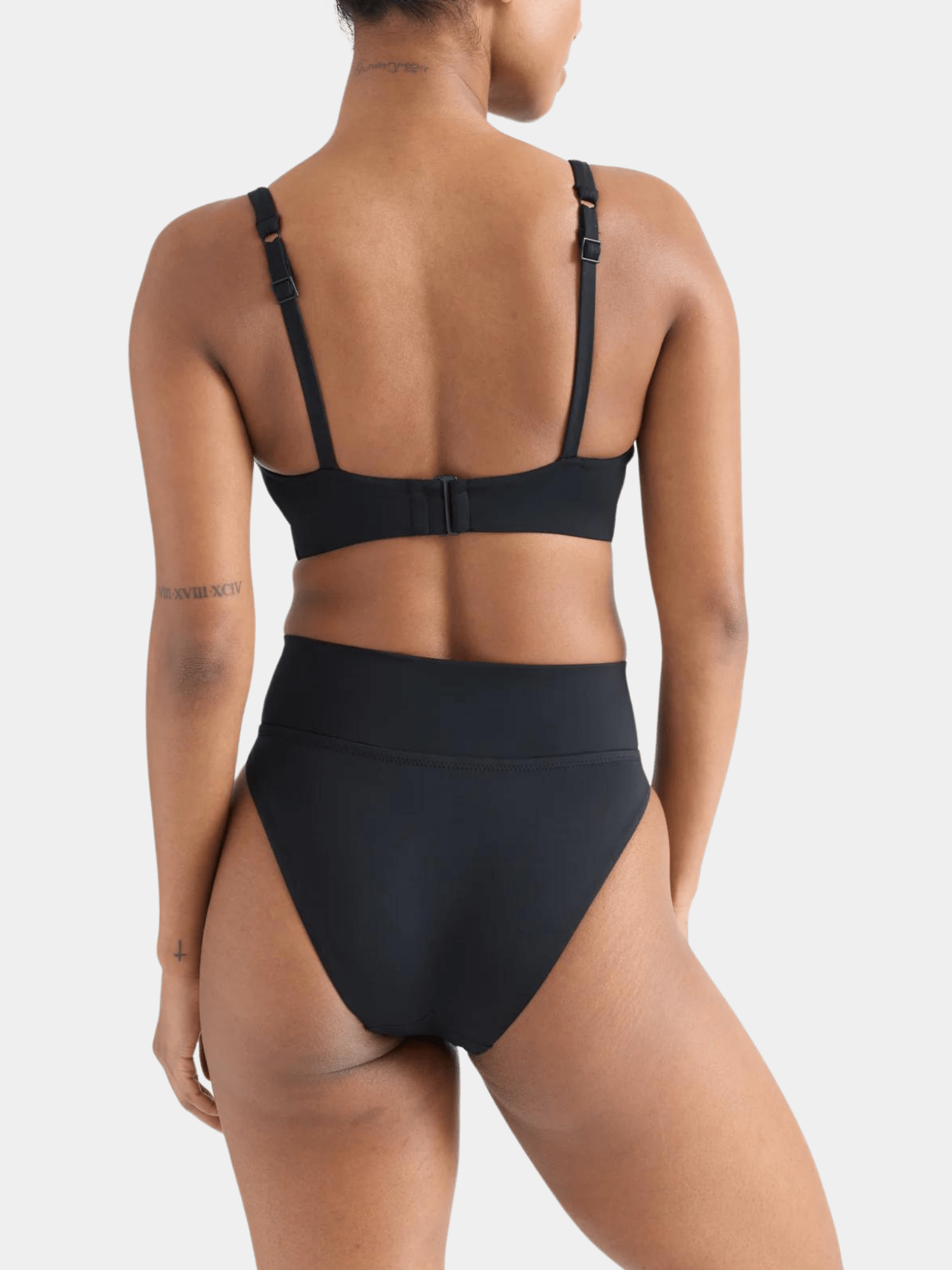 Traje de baño de escultura manstrual