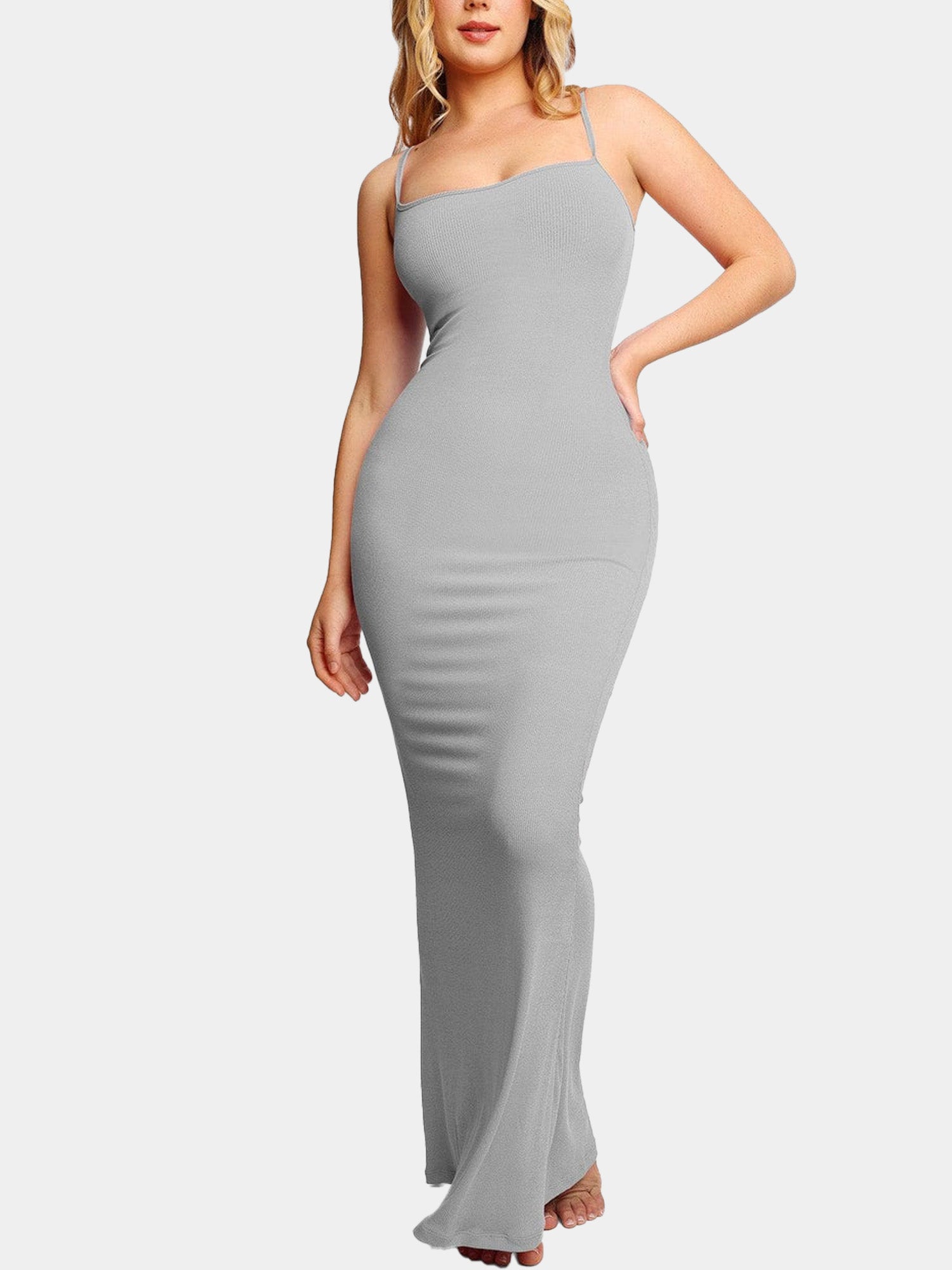 Robe gainante scarlett